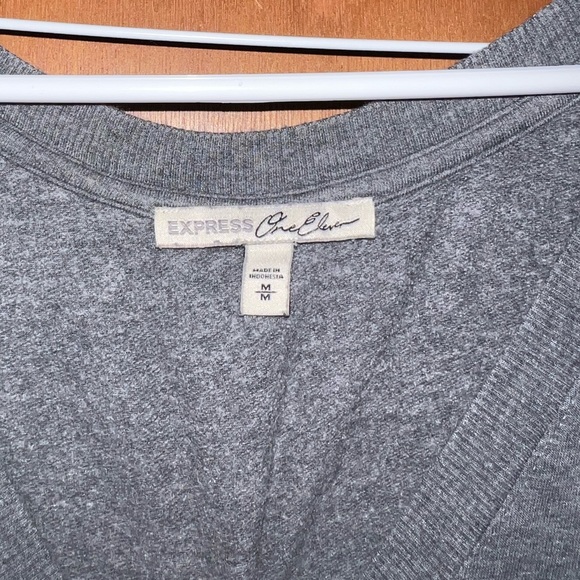 Express one eleven sweatshirt - Picture 2 of 2